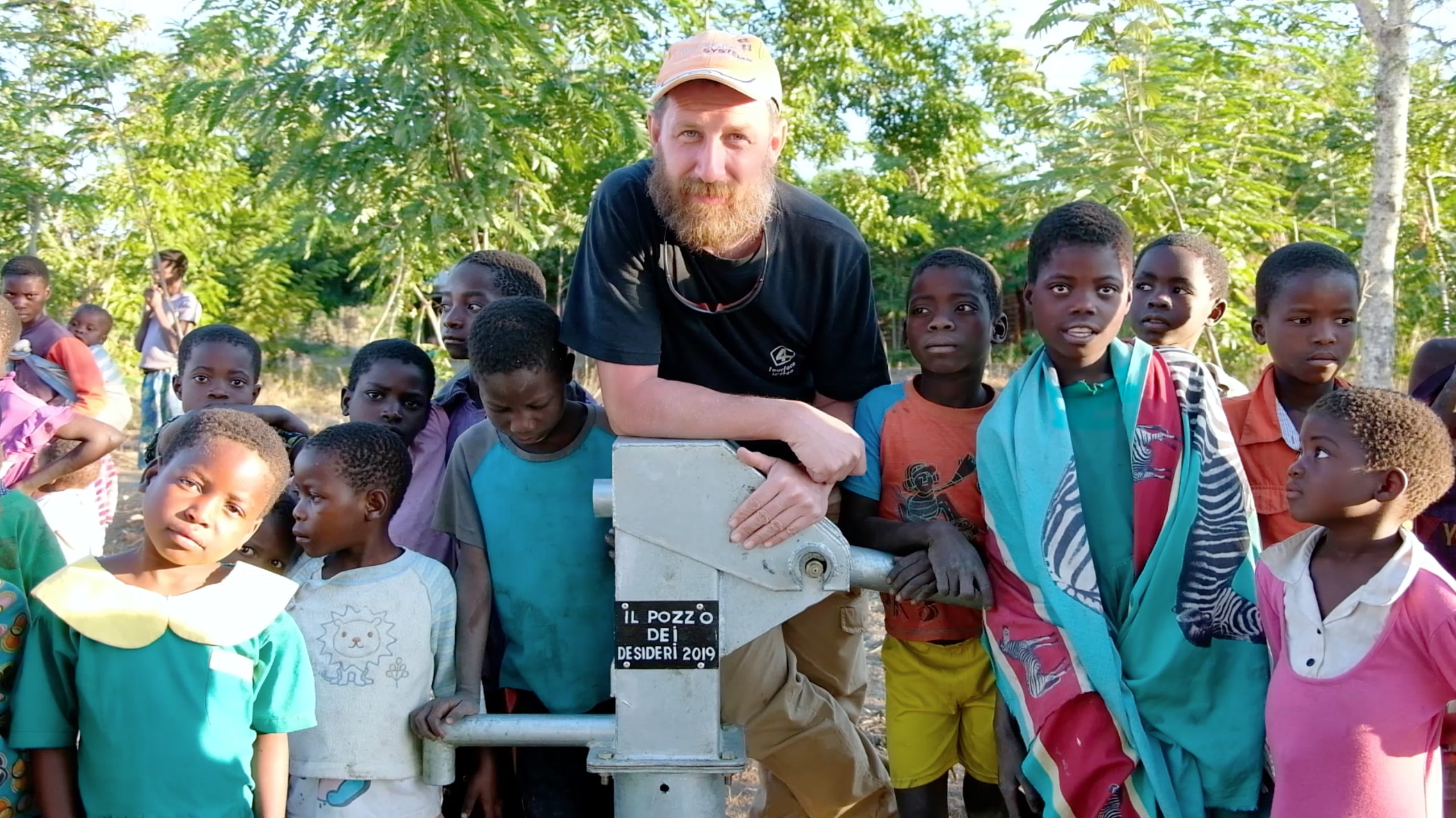 piantando-pozzodeidesideri-pozzo-acqua-3 piantando-progetto-pozzo-desideri-acqua-malawi